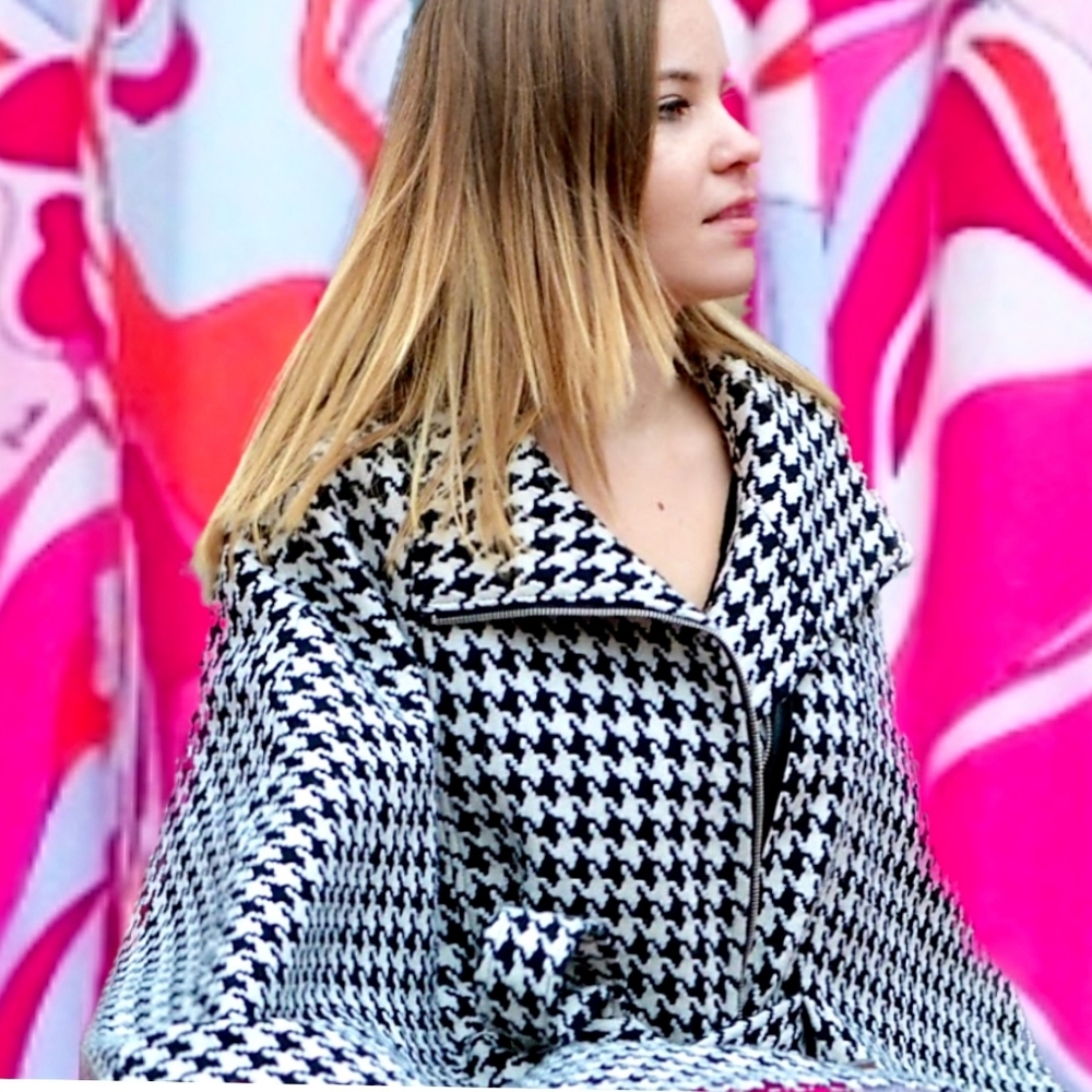 Calvin Klein Houndstooth cape